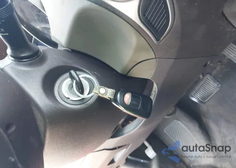 2013 Hyundai Tucson Gl z USA, uszkodzony, nr VIN KM8JT3AB0DU712371